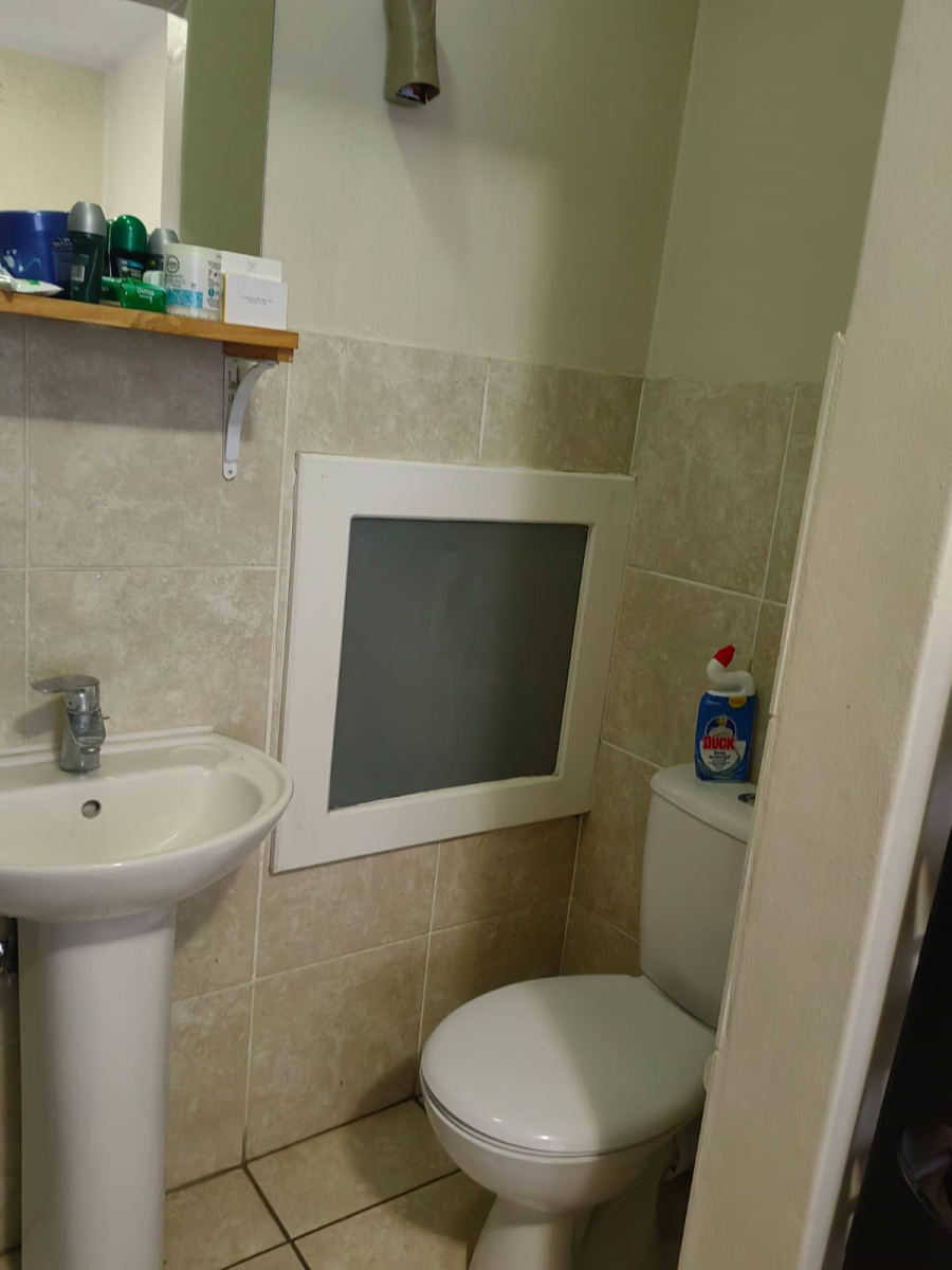 1 Bedroom Property for Sale in Bult North North West